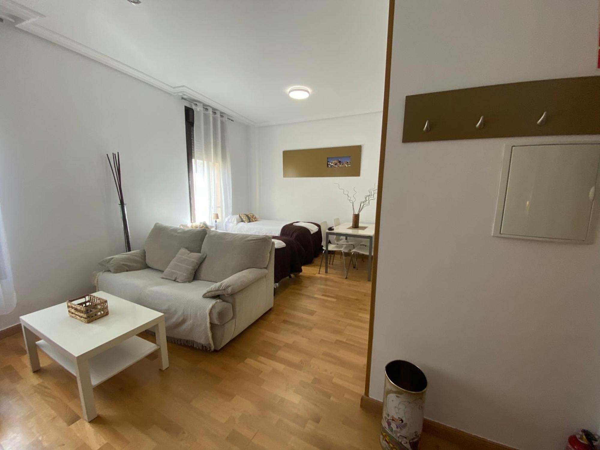 Apartamentos Caces エクステリア 写真